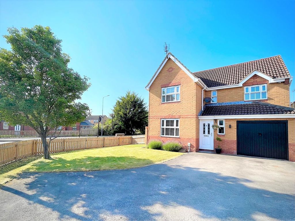 4 bed detached house for sale in Kilcoy Drive, Kingswood, Hull HU7 Zoopla