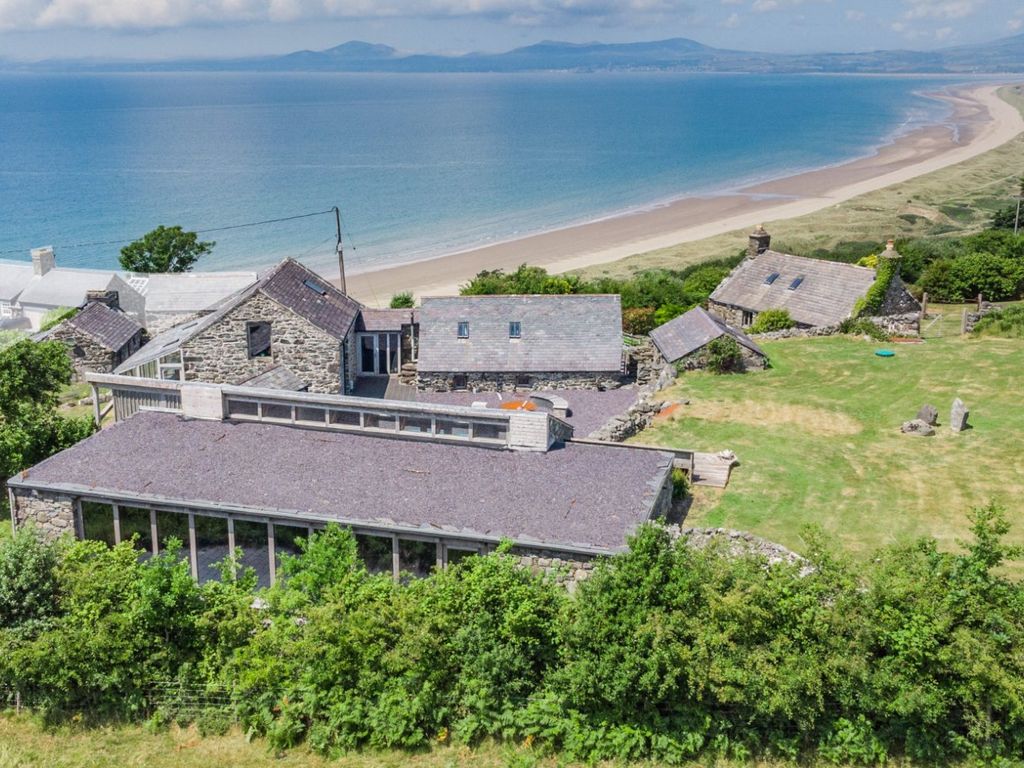 5 bed detached house for sale in Harlech LL46 Zoopla