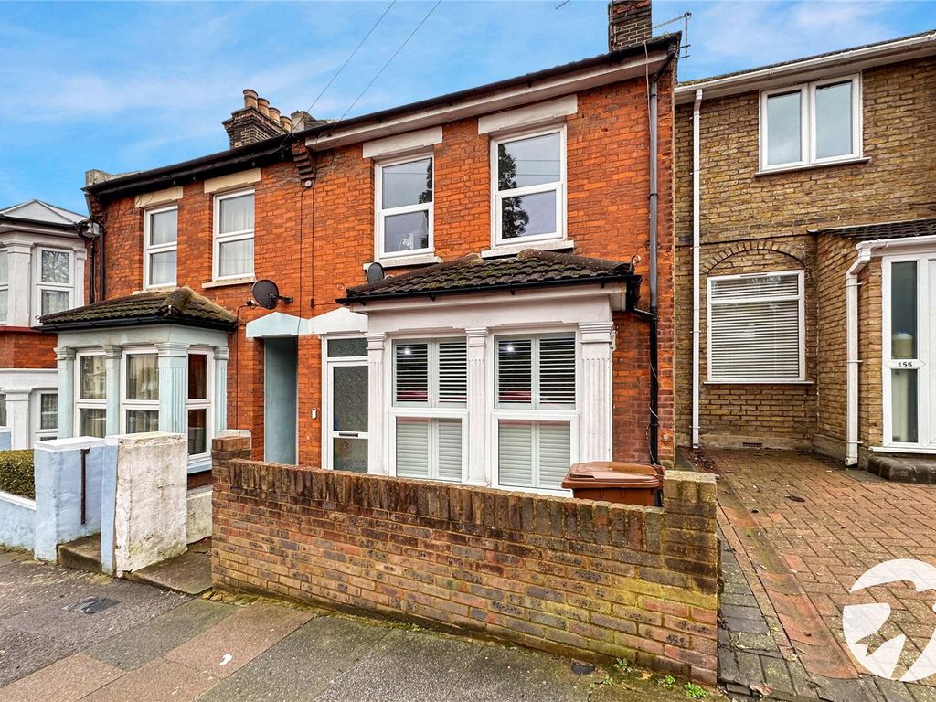 3 bed end terrace house for sale in Cliffe Road, Rochester ME2 Zoopla