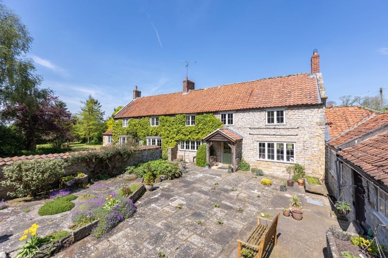 4 bed detached house for sale in Marton, Sinnington, York YO62, £