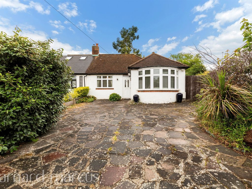 2 bed semidetached bungalow for sale in Bridle Close, Ewell, Epsom