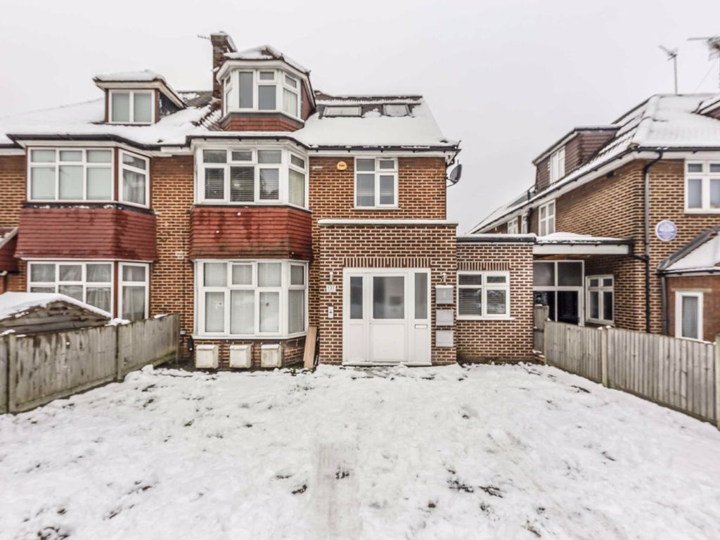 2 bed flat for sale in Hendon Way, London NW2 Zoopla