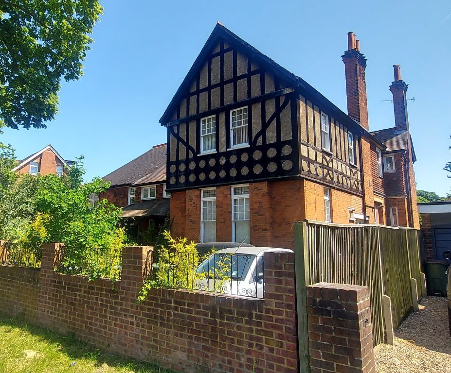 2 bed flat for sale in 85B Cheam Road, Sutton, Surrey SM1 Zoopla