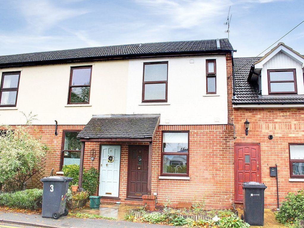 2 bed terraced house to rent in Glaziers Lane, Normandy, Guildford