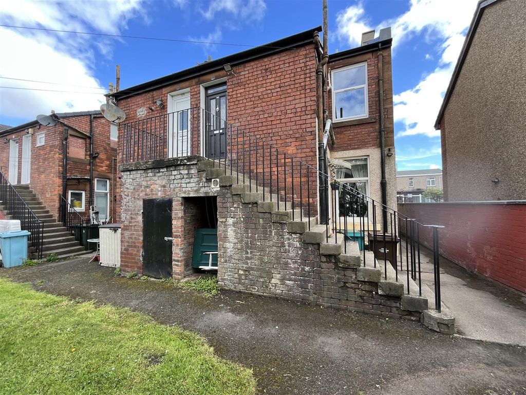 2 bed flat for sale in Stewarton Street, Wishaw ML2 Zoopla
