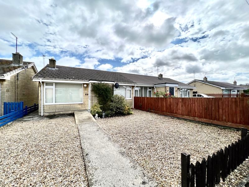 2 bed bungalow for sale in Epping Walk, Melksham SN12 Zoopla