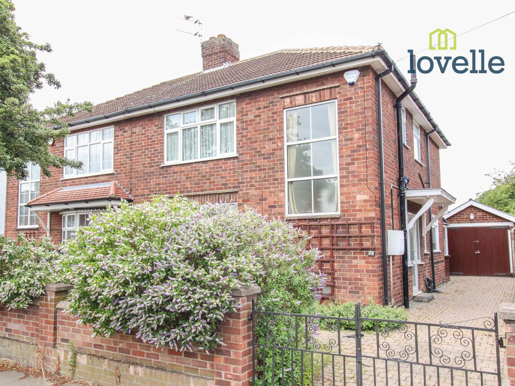 3 bed semidetached house for sale in Gloucester Avenue, Grimsby DN34