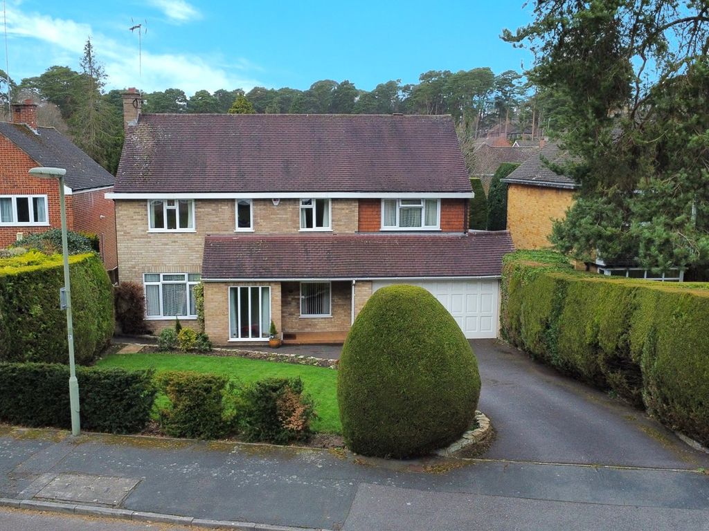 4 bed detached house for sale in Arundel Road, Camberley GU15, £700,000 Zoopla