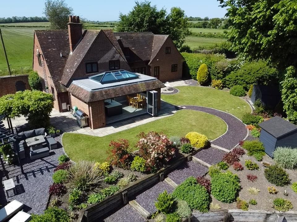 4 bed detached house for sale in West End, Sherborne St John, Basingstoke, Hampshire RG24 Zoopla
