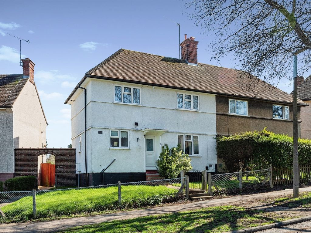 3 bed semidetached house for sale in Bursland, Letchworth Garden City