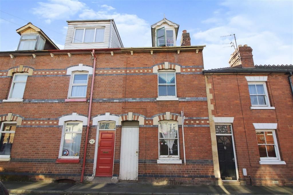 4 bed terraced house for sale in Canonmoor Street, Hereford HR4 Zoopla