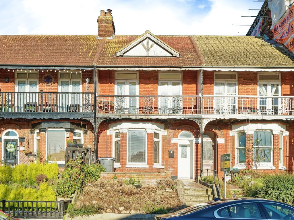 4 bed terraced house for sale in Barton Road, Dover, Kent CT16, £