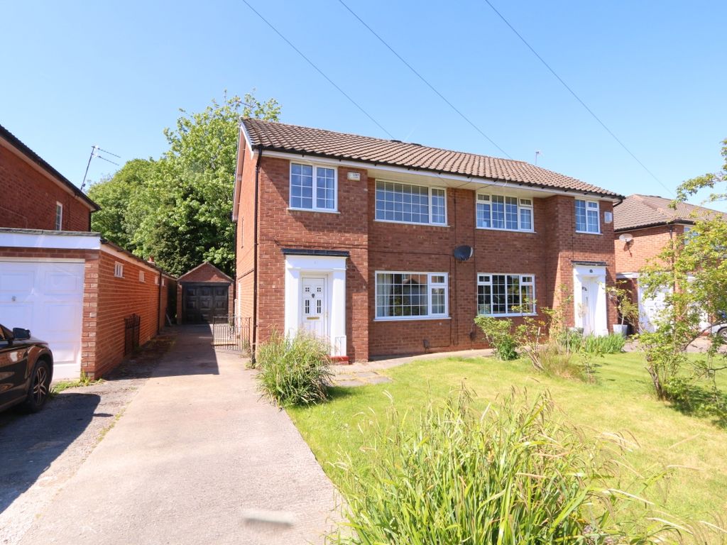 3 bed semidetached house to rent in Blenheim Road, Cheadle Hulme