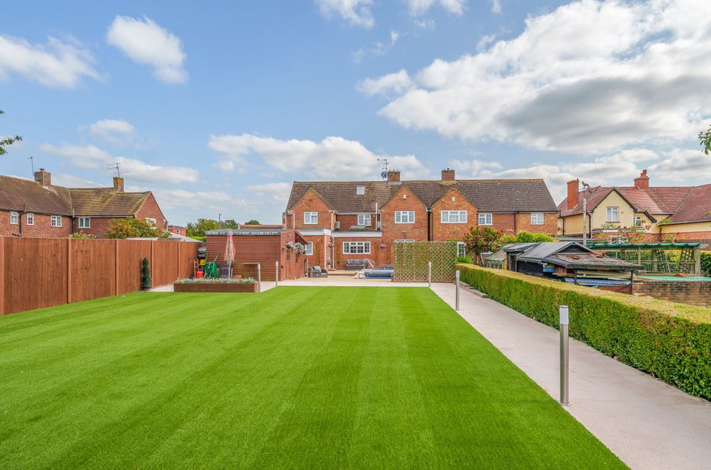 4 bed semidetached house for sale in Church Road, Old Windsor, Windsor