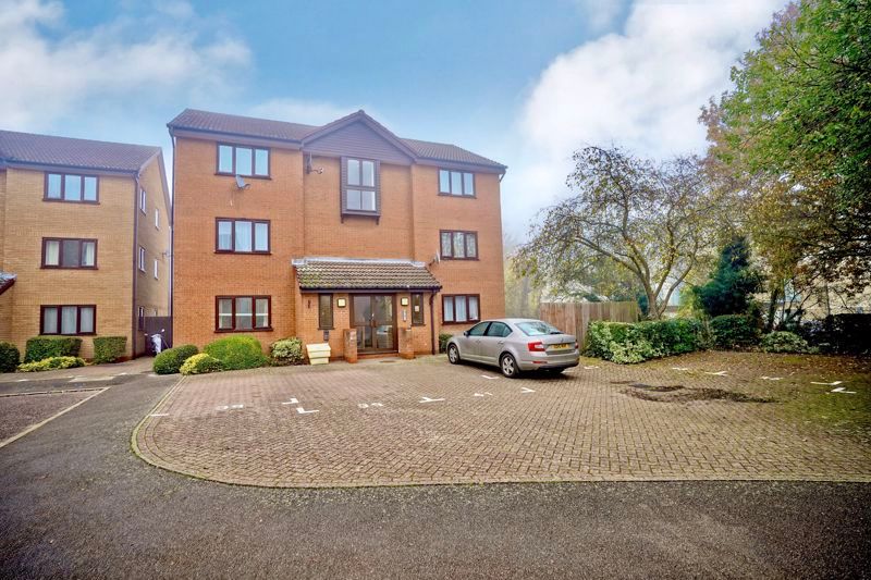 Ullswater, Stukeley Meadows, Cambridgeshire. PE29  