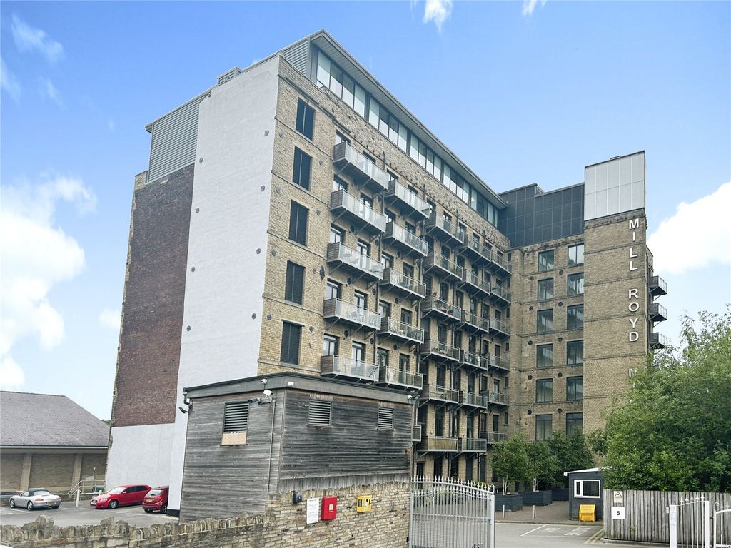 1 bed flat to rent in Millroyd Mill, Huddersfield Road, Brighouse HD6