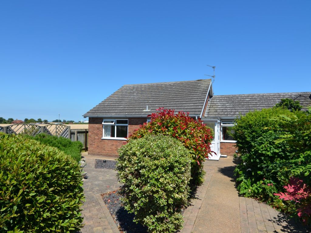 2 bed terraced bungalow for sale in Upperfield Drive, Felixstowe IP11