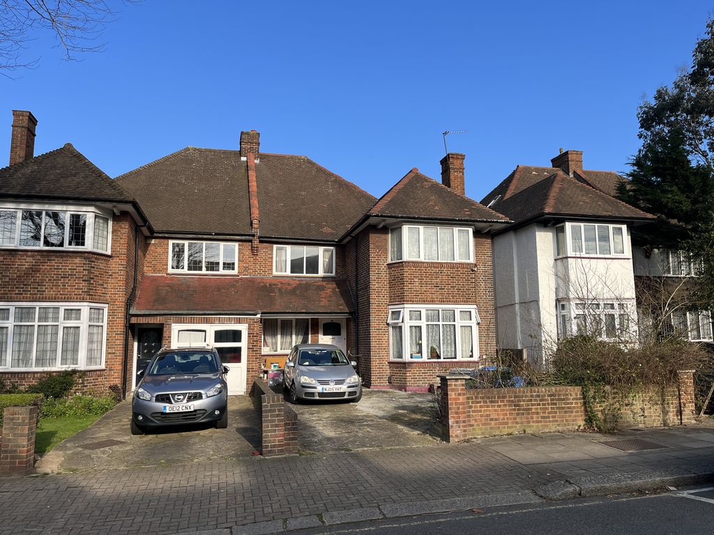 28 Staverton Road, Willesden Green, London NW2  