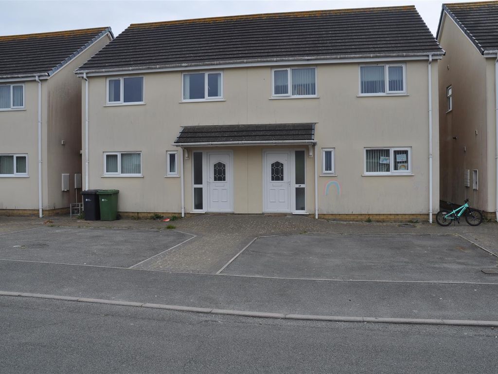 3 bed end terrace house to rent in Garreglwyd Park, Holyhead LL65 Zoopla