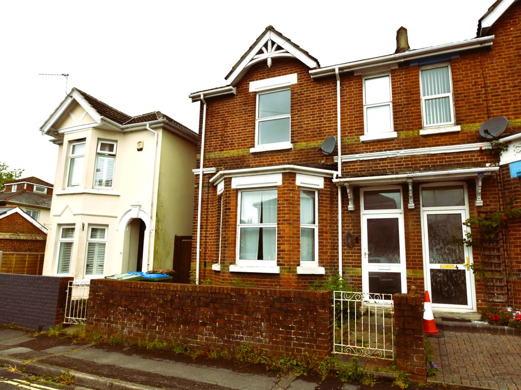 4 bed end terrace house for sale in Varna Road, Freemantle, Southampton SO15 Zoopla
