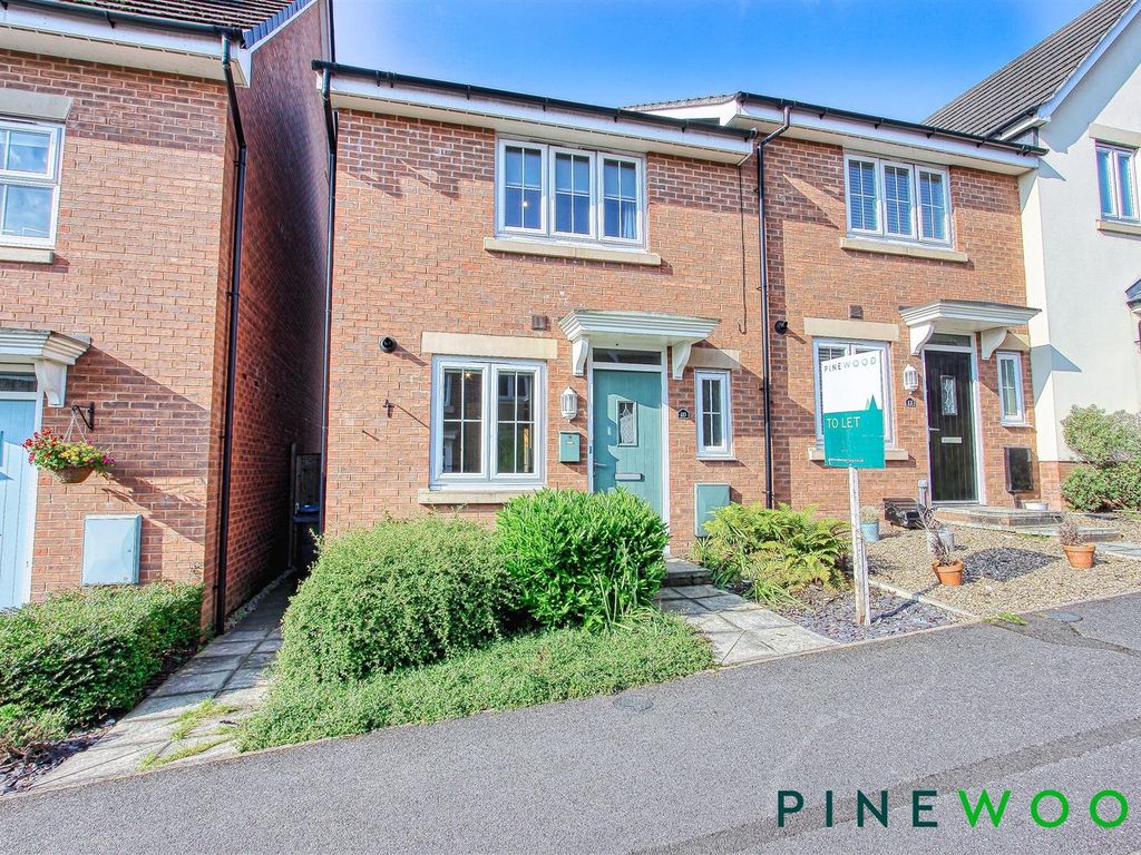 3 bed town house to rent in Horse Chestnut Close, Chesterfield