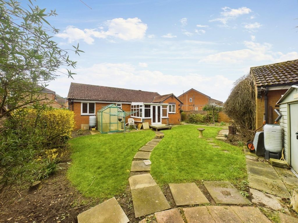 2 bed detached bungalow for sale in Heron Lane, Crossgates, Scarborough