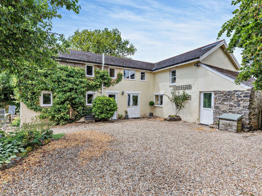 4 bed detached house for sale in Bridestowe, Okehampton, Devon EX20, £