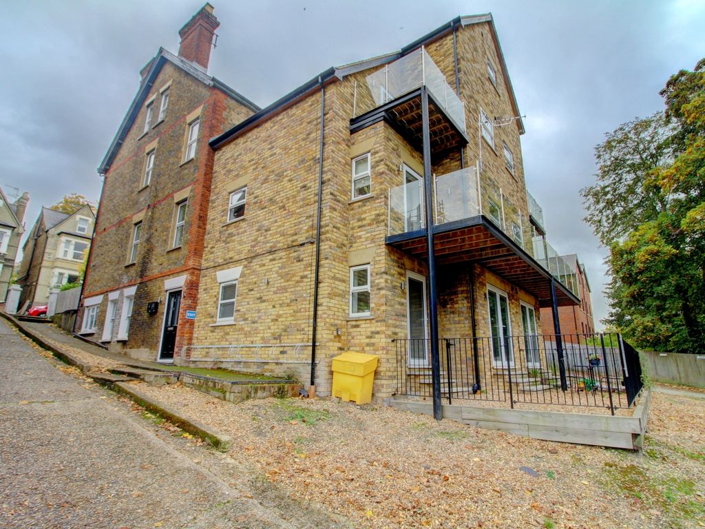 1 bed flat for sale in Belmont House, 911 Priory Avenue, High Buckinghamshire HP13