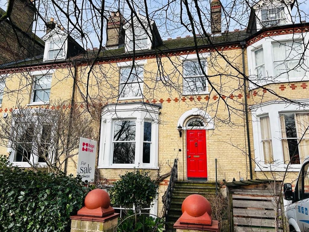 5 bed terraced house for sale in Chesterton Road, Cambridge