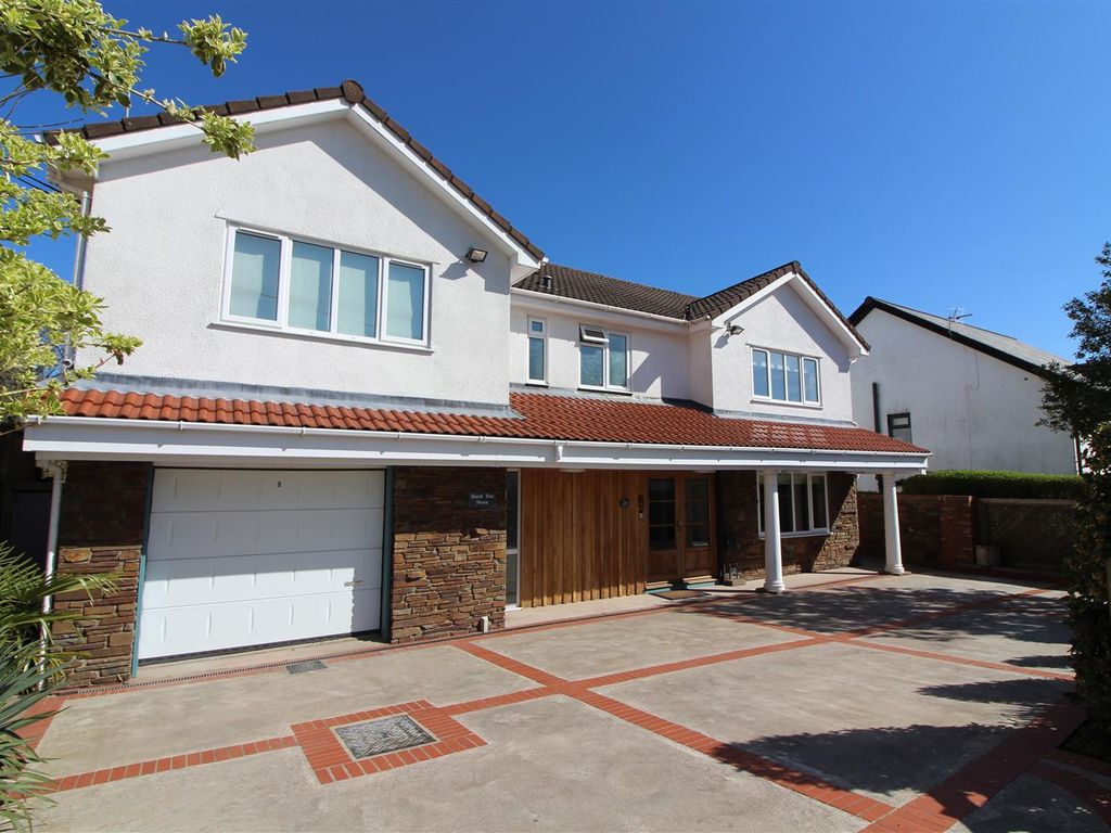 5 bed detached house for sale in Sunnybank Road, Blackwood NP12, £