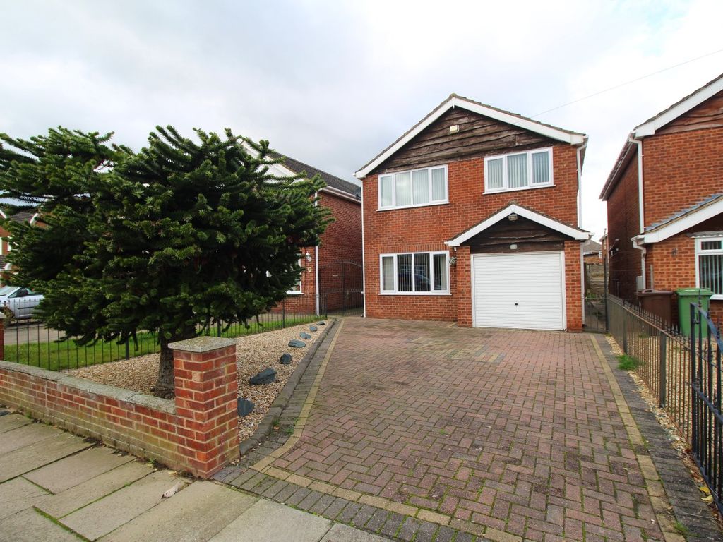 3 bed detached house for sale in Sanctuary Way, Grimsby, Lincolnshire