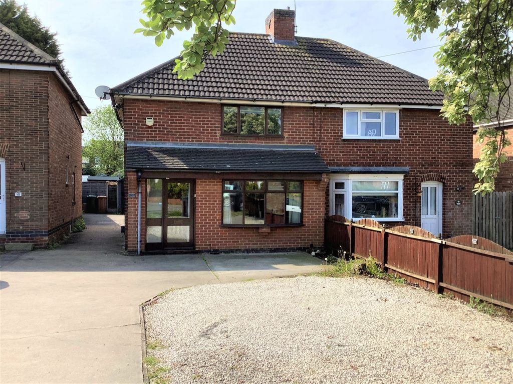 3 bed semidetached house for sale in Castle Road, Castle Gresley DE11
