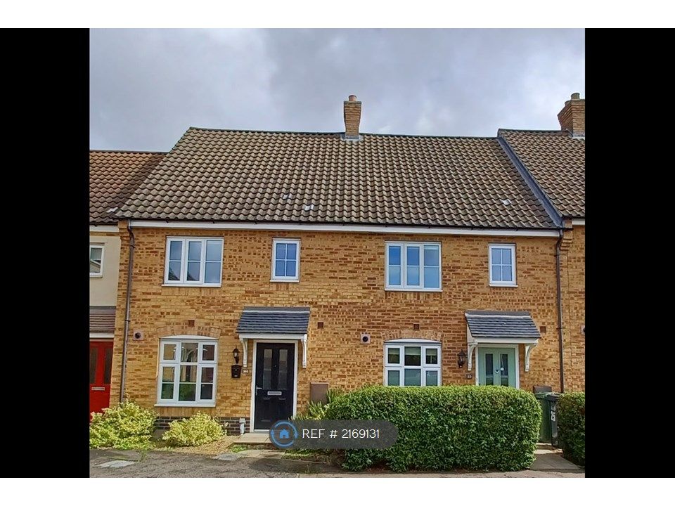 3 bed shared accommodation to rent in Savage Close, King's Lynn PE30, £ ...