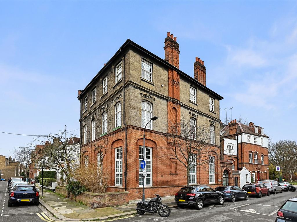 Dunsany Road, Brook Green, London W14  