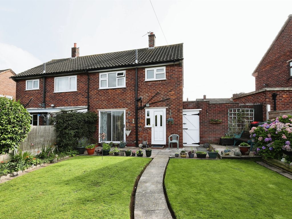 2 bed semidetached house for sale in Dunster Close, Northwich CW9, £