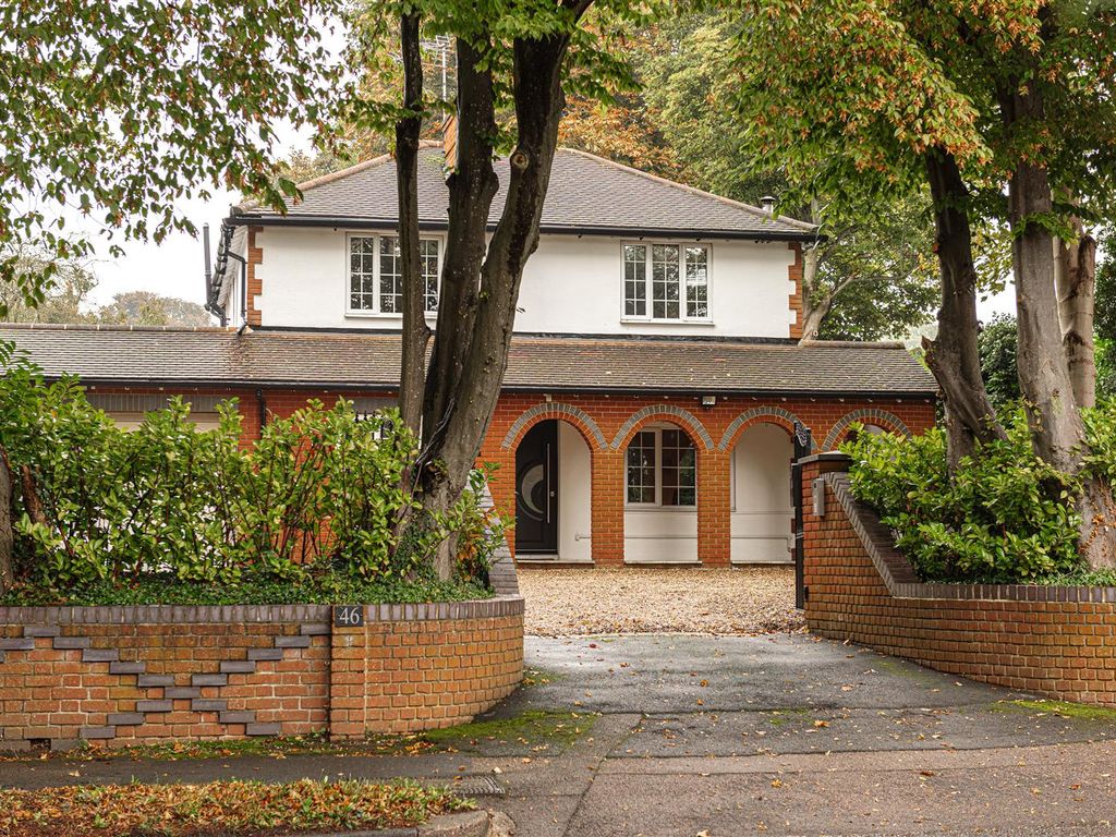 4 bed detached house for sale in Sutton Lane, Banstead SM7, £1,200,000