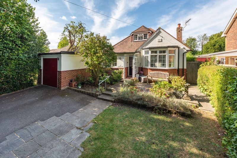 3 bed property for sale in Dorking Road, Great Bookham, Bookham