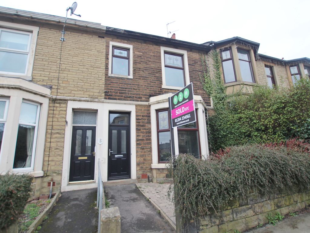 4 bed terraced house to rent in Whalley Road, Clayton Le Moors, Accrington BB5 Zoopla