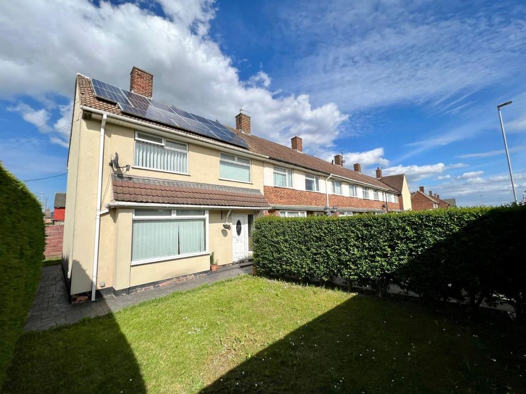 3 bed end terrace house for sale in Piper Knowle Road, StocktonOnTees