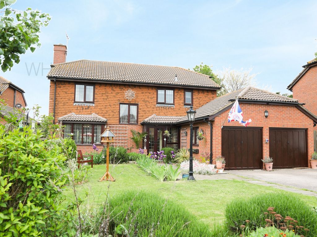 4 bed detached house for sale in Churchwood Drive, Chestfield CT5 Zoopla