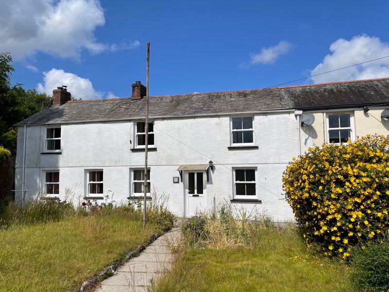 3 bed semidetached house for sale in Hillside, St Austell, Cornwall