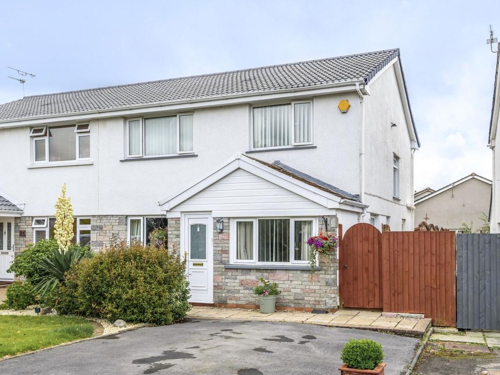 3 bed semidetached house for sale in ClosGlanlliw, Pontlliw, Swansea SA4 Zoopla