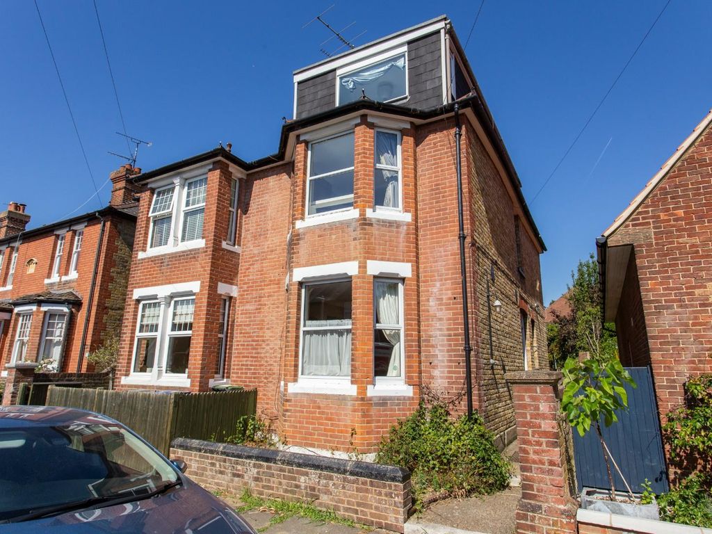 6 bed semidetached house for sale in Mandeville Road, Canterbury CT2