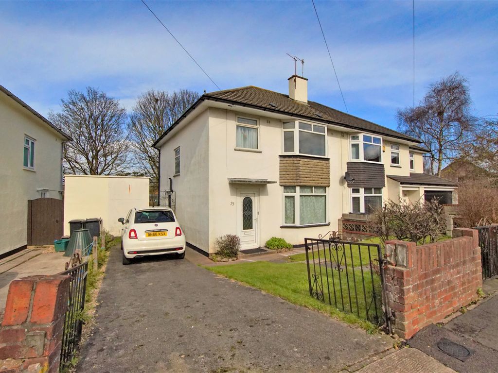 3 bed semidetached house to rent in Okebourne Road, Brentry, Bristol