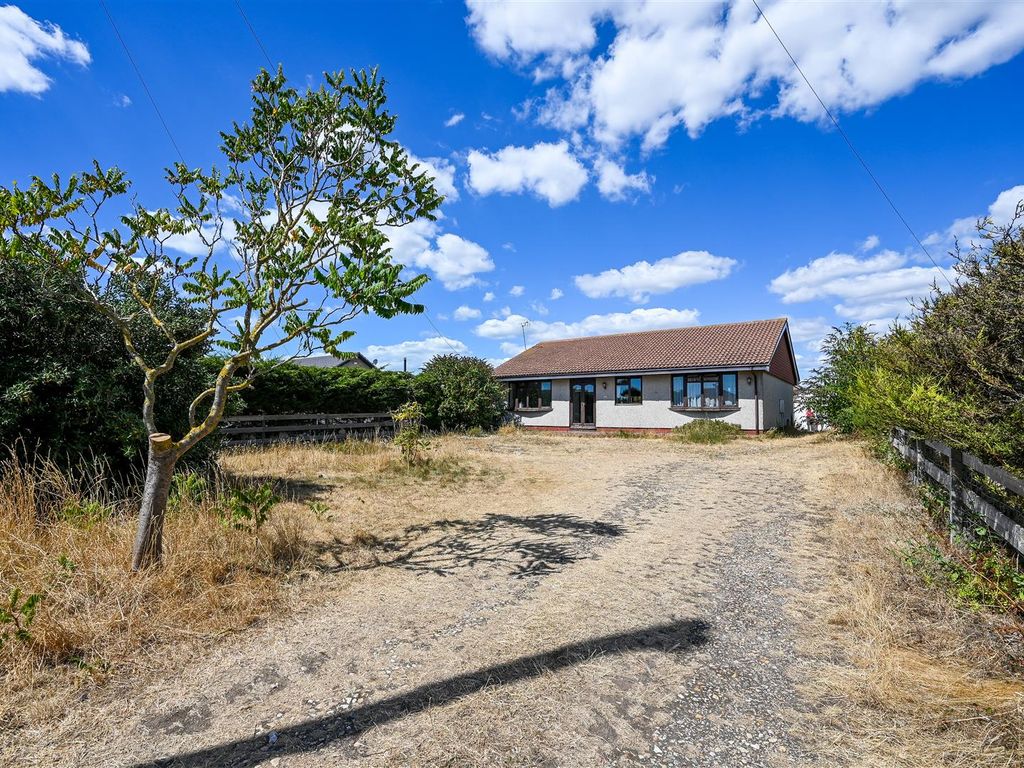 3 bed bungalow for sale in Harbour Road, Bognor Regis PO21 Zoopla