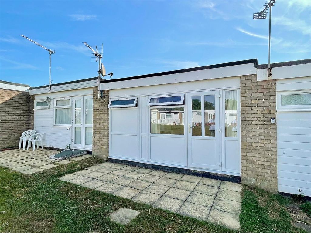 2 bed property for sale in Beach Road, Hemsby, Great Yarmouth NR29 Zoopla