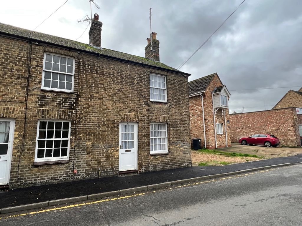 2 bed terraced house for sale in Little Whyte, Peterborough PE26 Zoopla