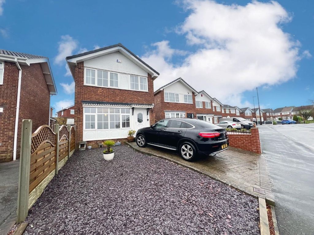 3 bed detached house for sale in Charlton Brook Crescent, Chapeltown, Sheffield S35, £300,000