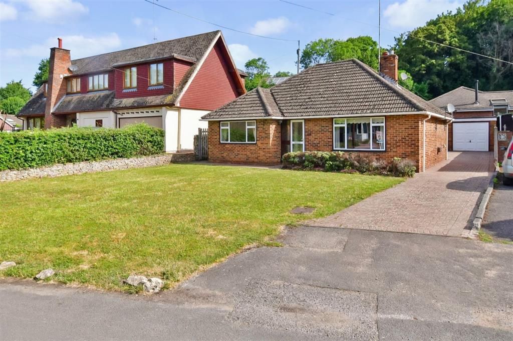 3 bed detached bungalow for sale in The Quarries, Boughton Monchelsea