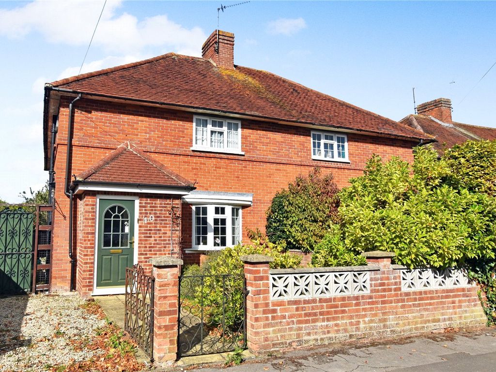 3 bed semidetached house for sale in Clifton Road, Newbury, Berkshire